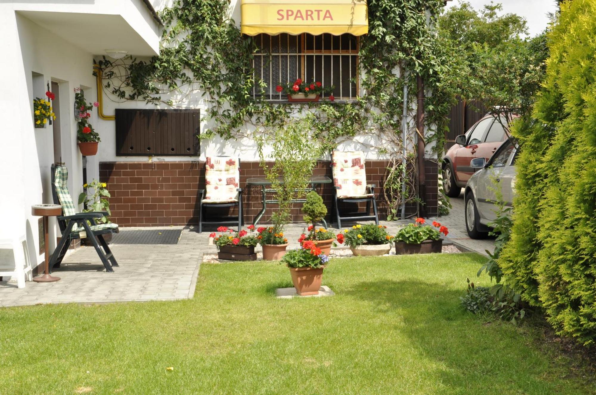 Pension Sparta ปราก ภายนอก รูปภาพ